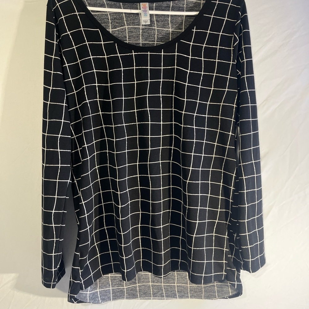 LuLaRoe Black and White Grid Top